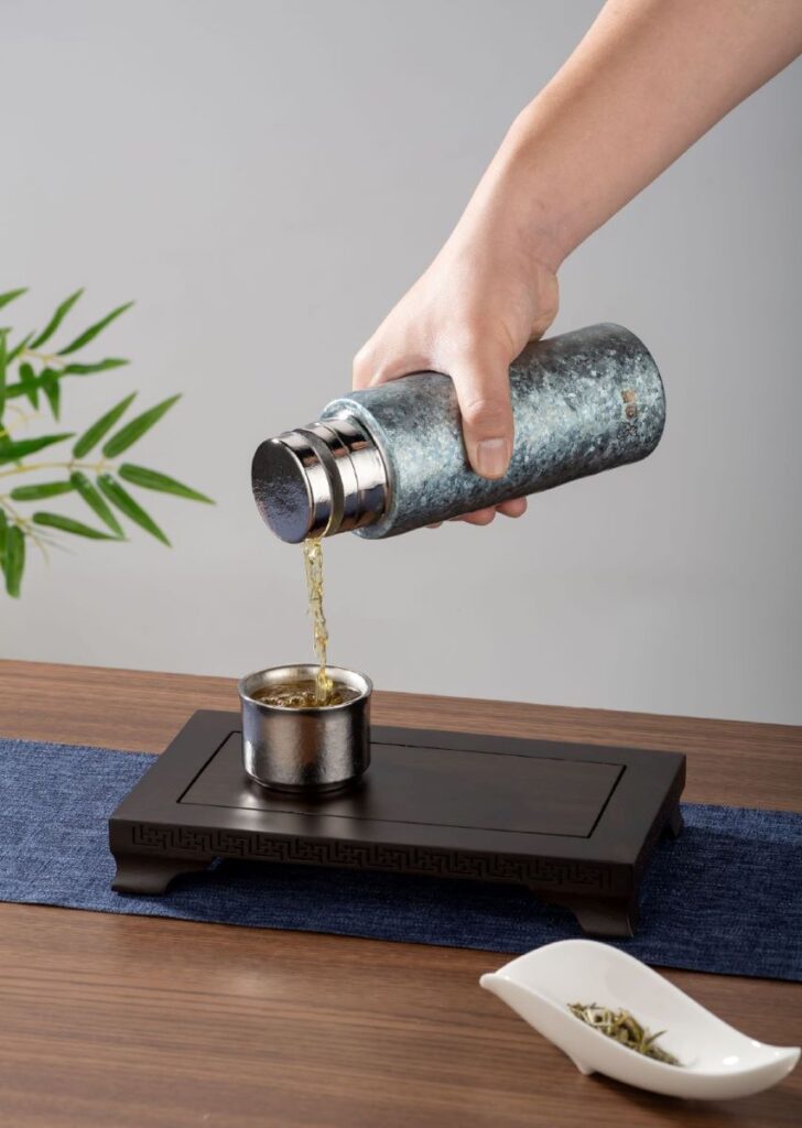 Pha trà Phổ Nhĩ đúng cách, rửa trà nhanh và ủ trà từ núi cao Vân Nam